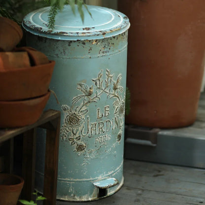 Metal Round Trash Can Suitable For Kitchen And Outdoor GardenRural Waste Basket Farmhouse Tavern Storage Barrel