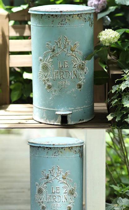 Metal Round Trash Can Suitable For Kitchen And Outdoor GardenRural Waste Basket Farmhouse Tavern Storage Barrel